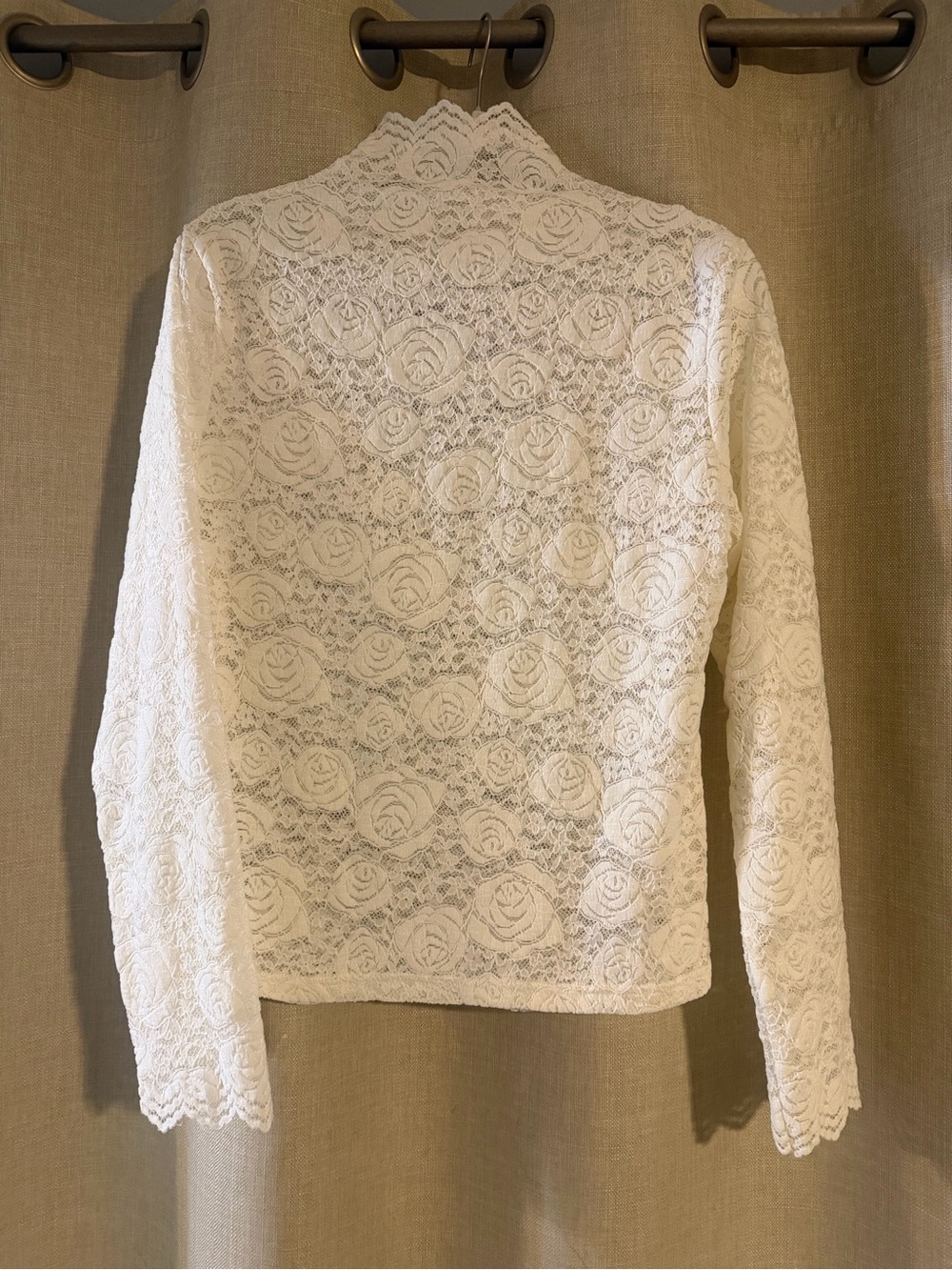 Off White Lace Long-Sleeve Top